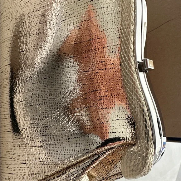 Bvlgari Serpentine Bag - Picture 4 of 16